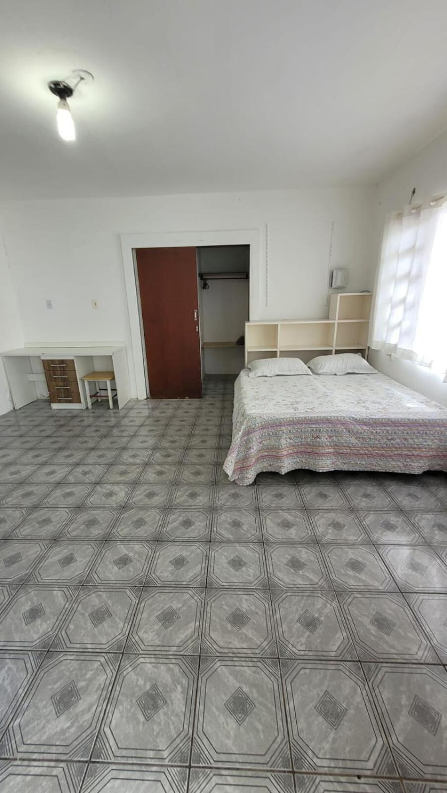 Apartamento Casa Em Ambiente Familiar *